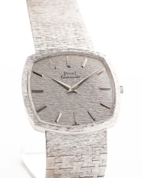Piaget 12401 Automatic 18k TV Bark 1970s - Image 2