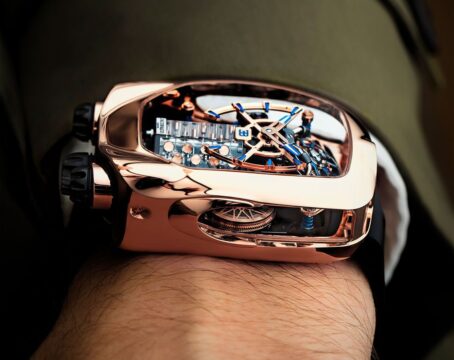 Bugatti Chiron Tourbillon Rose Gold Fully Automatic - Image 3